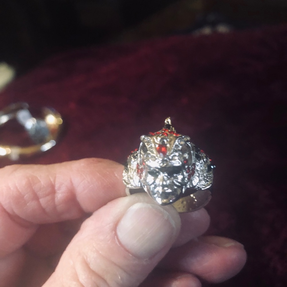 Mid Evil Ring - Picture 4 of 6